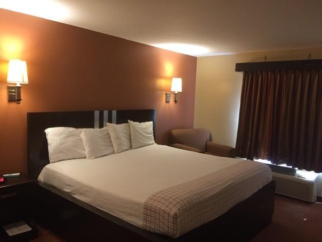 Americas Best Value Inn Caldwell Exterior foto